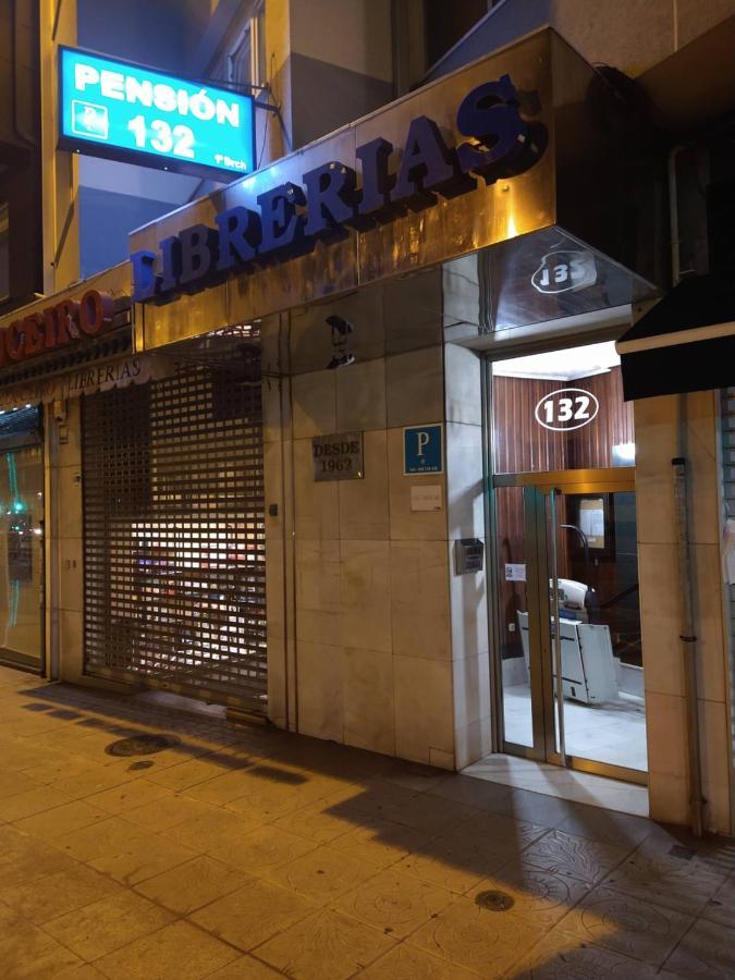 Pension132 A Coruña Buitenkant foto